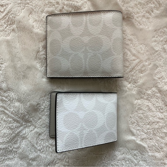 COACH wallet with small card holder - Picture 2 of 6